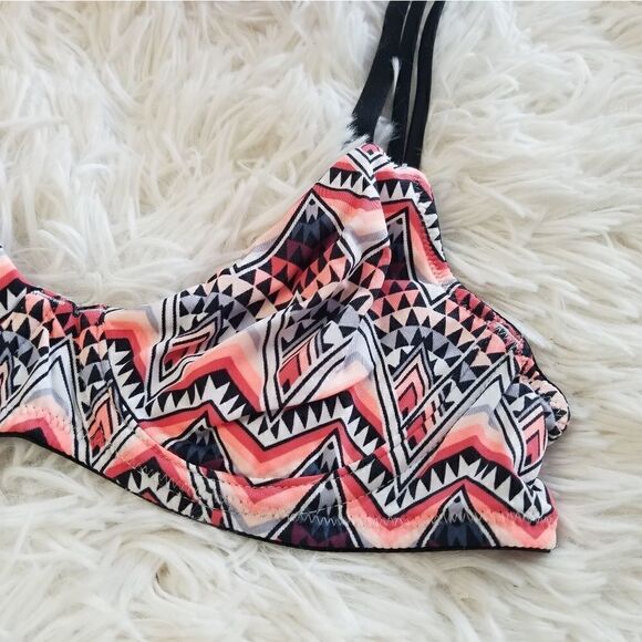 32A PINK Victoria's Secret Unlined Bra - Picture 6 of 9